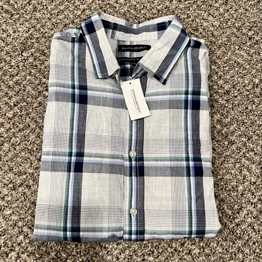 Banana republic soft cozy Summer shirt. Seize medium.